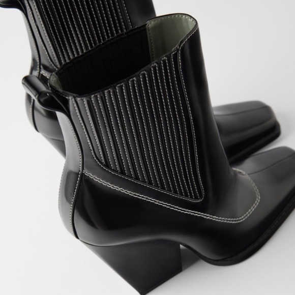 ZARA BNWT Heeled Ankle Boots with Topstitching - Picture 1 of 8
